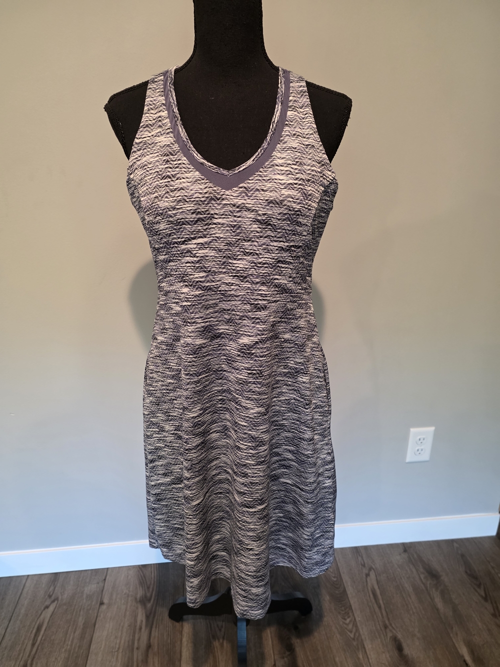 Sleeveless Heathered Gray and Purple Travel Dress